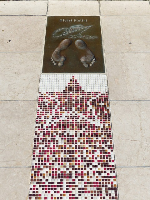 北京国安的 北京国安的